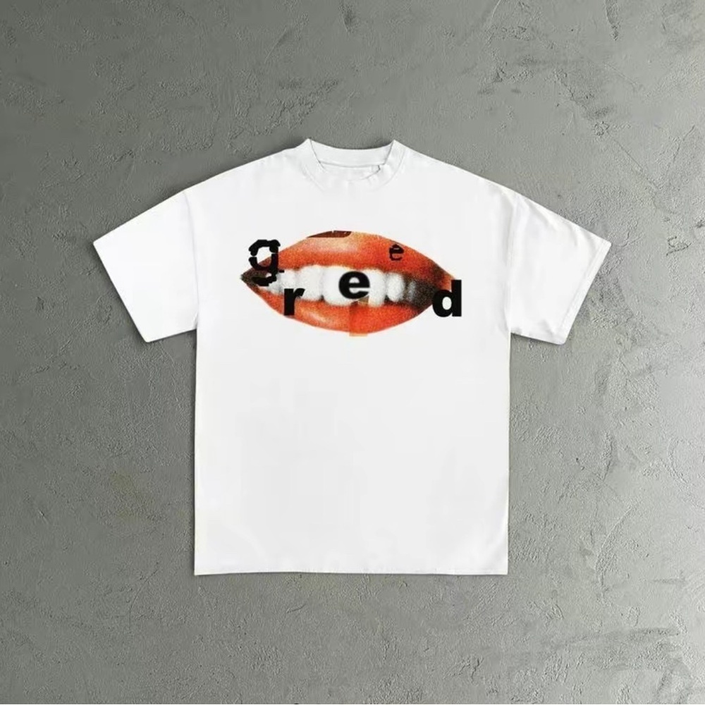LUCKI GREED SHIRT GRAPHIC TEE
